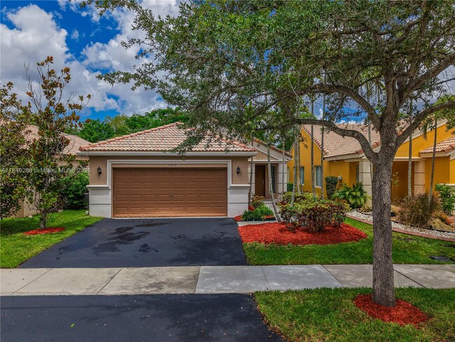 Building Photo - 1509 Canary Island Dr