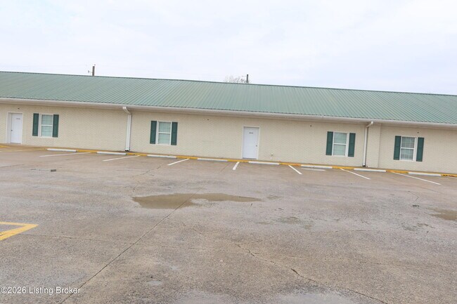 Building Photo - 106 Peonia Rd