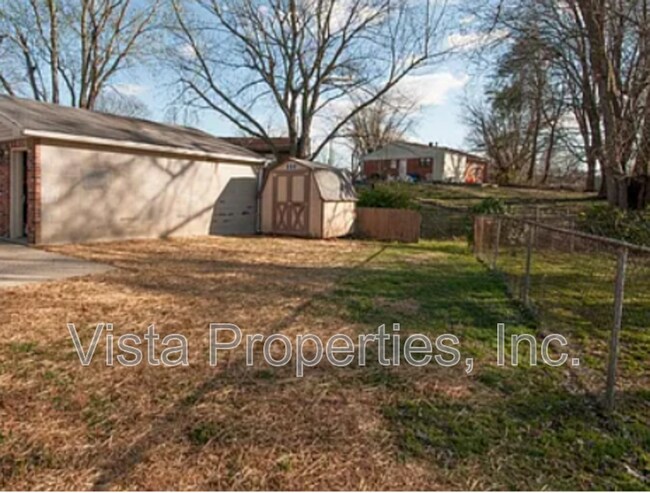 Building Photo - 5406 Chestnutwood Way