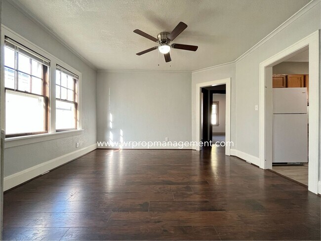Primary Photo - 812 Alvison Rd