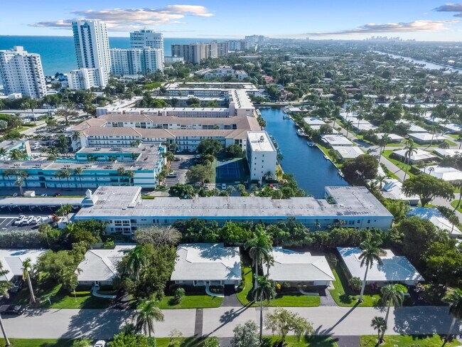 Building Photo - 1439 S Ocean Blvd