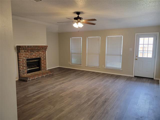 Building Photo - 709 Duke Dr