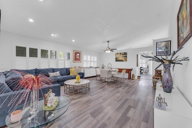 Building Photo - 11120 Sangria Ct