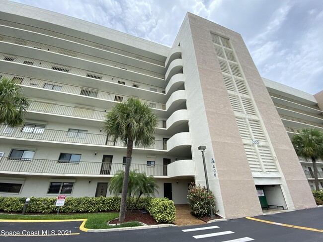 Building Photo - 200 S Sykes Creek Pkwy