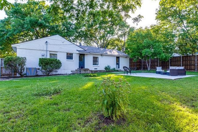 Building Photo - 540 Aqua Dr