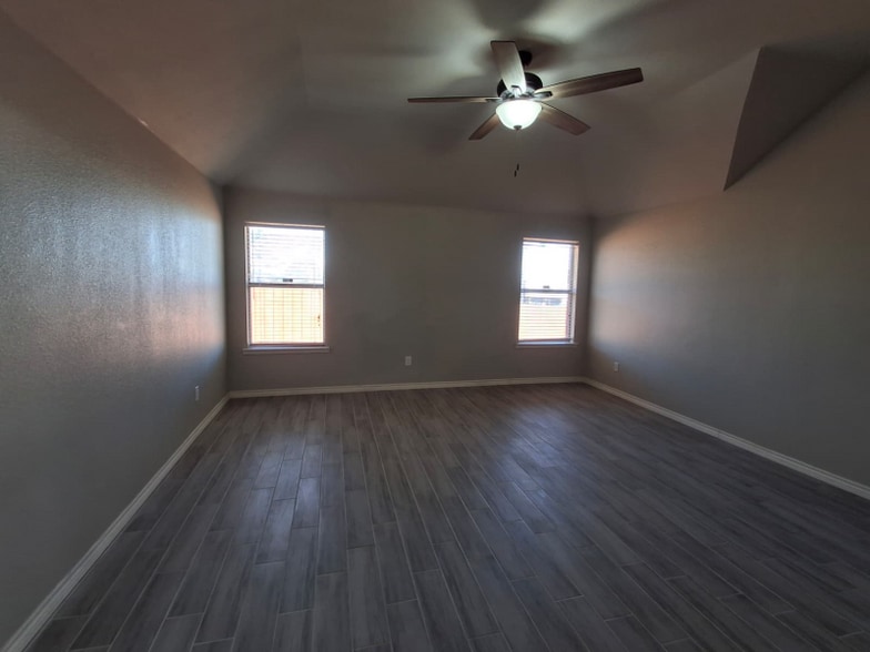 Building Photo - 6805 Terbet Ct