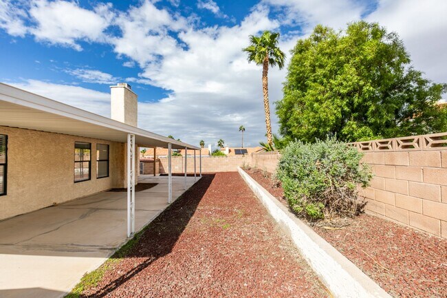 Building Photo - Charming Green Valley Single-Story Home with RV Parking & Modern Upgrades