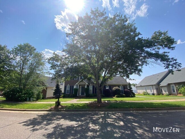 Building Photo - 5808 Chesridge Ln
