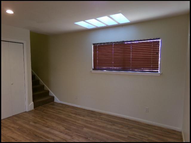 Building Photo - 11320 Southridge Dr