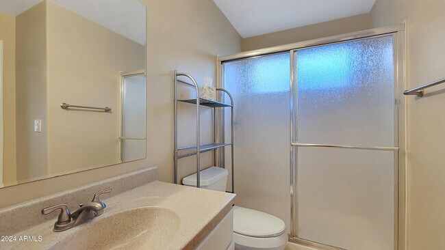 Building Photo - 8817 E Dahlia Dr