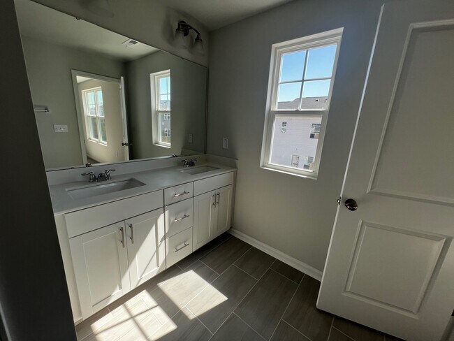 Building Photo - 1120 Crossvine Trl