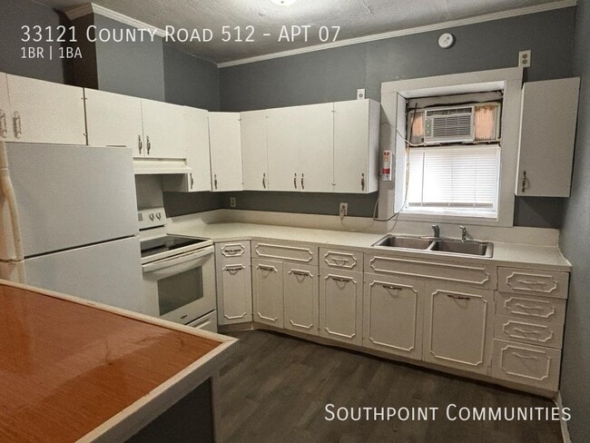Building Photo - 33121 Co Rd 512