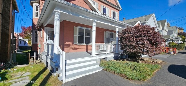 Primary Photo - 128 S Rebecca Ave