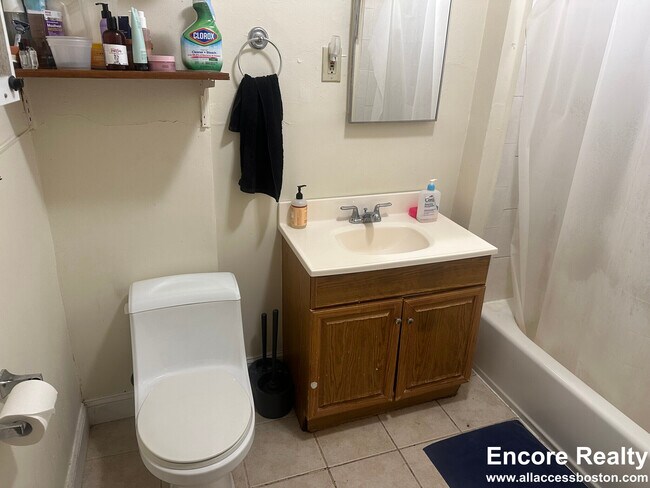 Building Photo - 80 Prentiss St