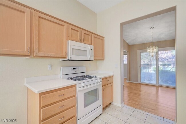 Building Photo - 9356 Villa Ridge Dr