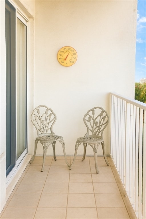 Building Photo - 200 Cove Way