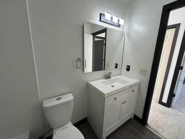 Building Photo - 9225 Garrison Way