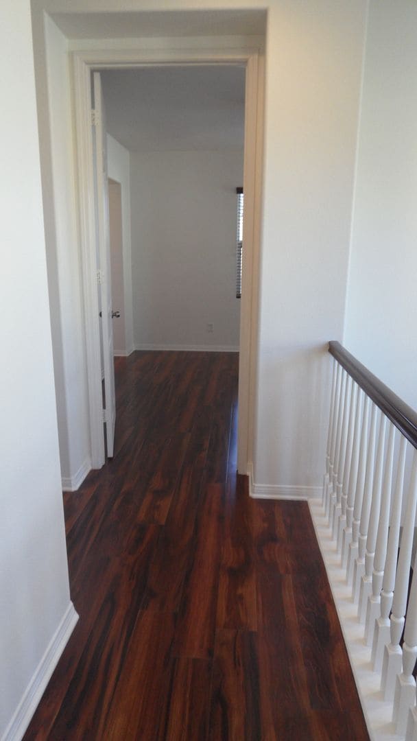 Building Photo - 3BR 2.5 BA 2 Story Home with 2 Car Garage