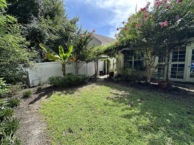 Building Photo - 171 Stoney Crossing