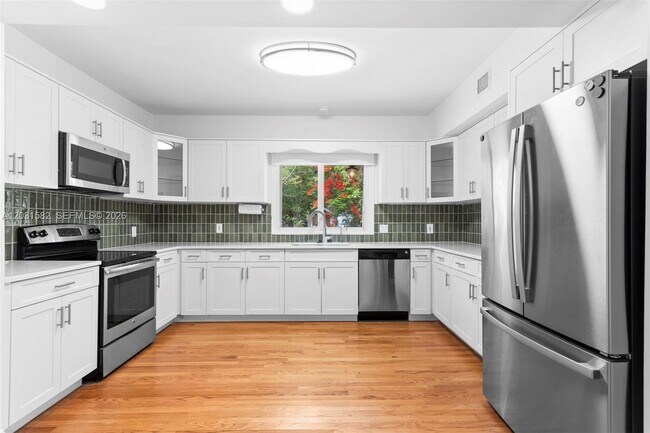 Building Photo - 3945 Loquat Ave