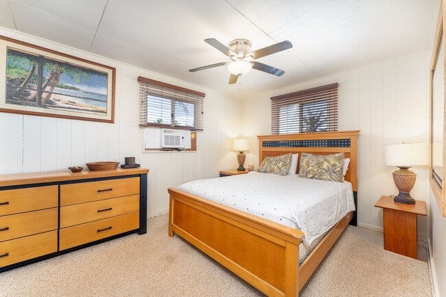 Building Photo - Furnished Luxury Ocean Front Estate in Waianae with Old Hawaii rural setting- 3/5 Luxury, 2 story...