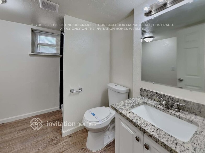 Building Photo - 4735 E 128th Pl