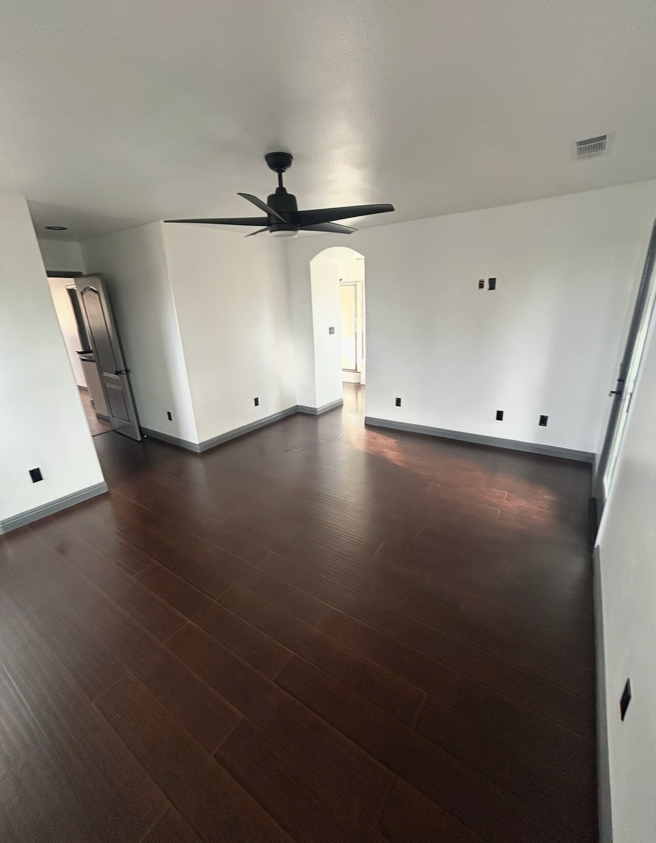 Building Photo - 3630 W Medici Ln