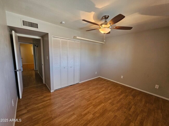 Building Photo - 4521 S Forest Ave