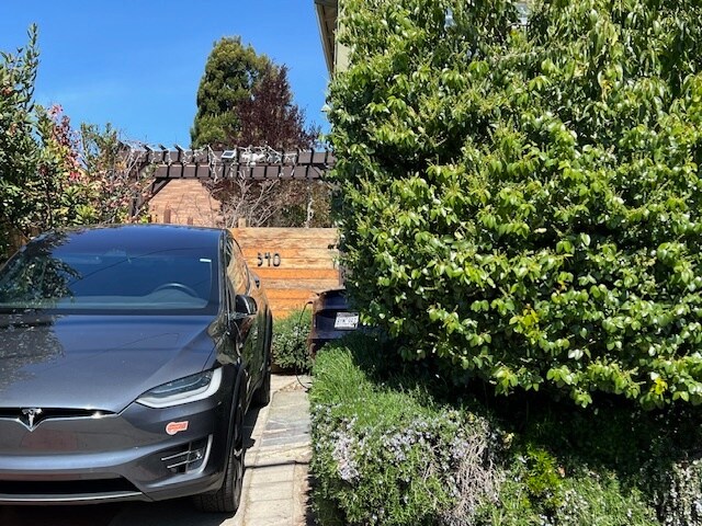 Building Photo - 340 45th St