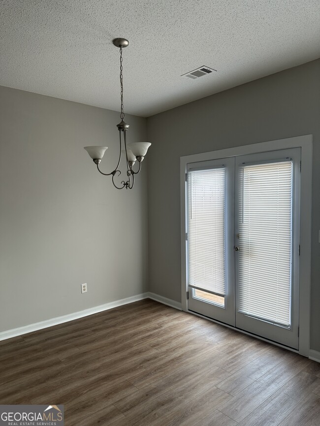 Building Photo - 5549 Festival Ave
