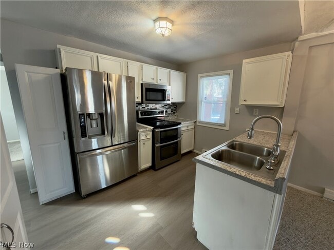 Building Photo - 142 1/2 Beaver Ct