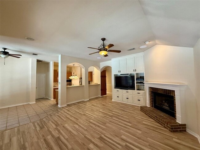 Building Photo - 1424 Redden Cove
