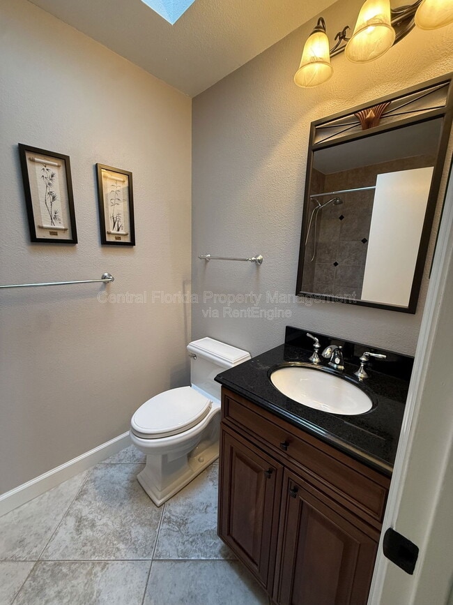 Building Photo - 103 Lake Brantley Terrace