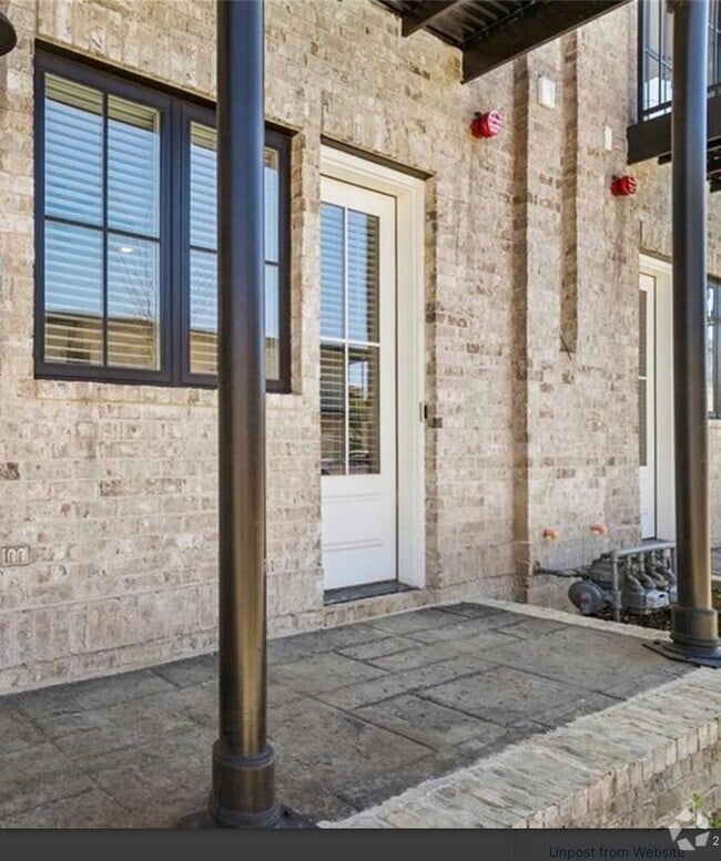 Building Photo - Brand new and waiting for you. 5 bedroom, ...