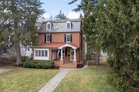 Building Photo - 317 W College Terrace