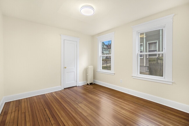 Building Photo - 55 Fairfield St