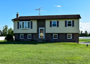 Building Photo - 164 Bertolet Mill Rd