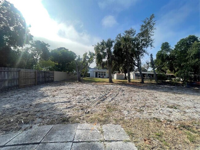 Building Photo - 3414 W Ballast Point Blvd