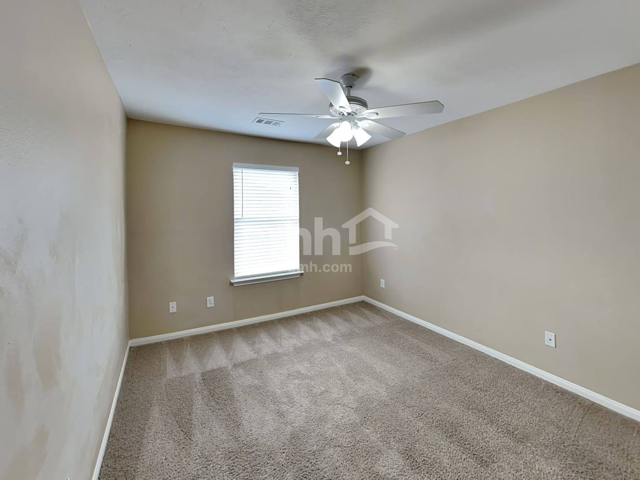 Building Photo - 12102 Oxford Trails Dr