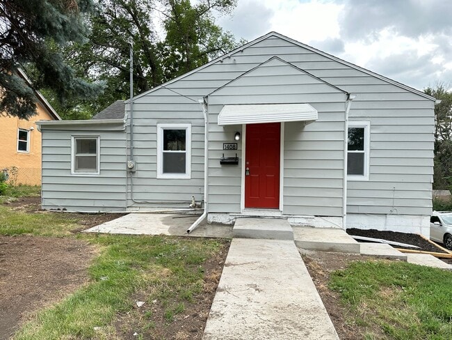 Primary Photo - 2 Bedroom with 3 Stall Attached Garage