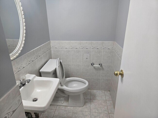 Building Photo - 20321 Greenriver Terrace