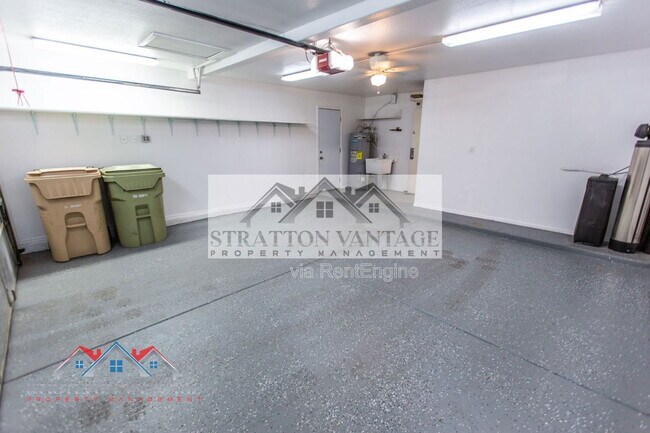 Building Photo - 7420 W Los Gatos Dr