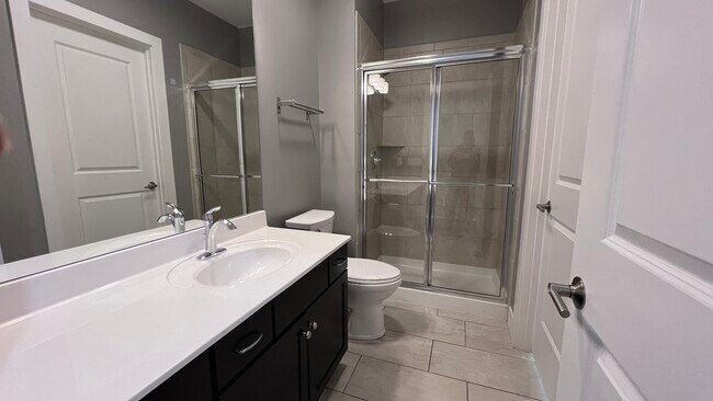 Building Photo - 438 Northern Ave