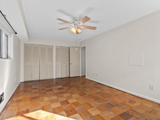 Building Photo - Commuter’s Dream! Large 2BR/2BA Condo Steps from Metro – All Utilities Included!