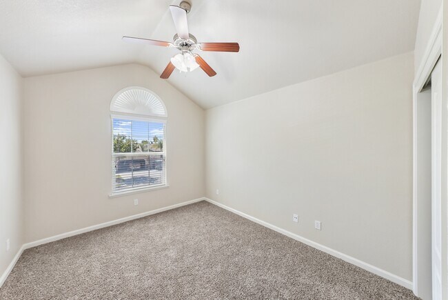 Building Photo - 1022 Prosperity Dr