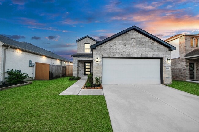 Primary Photo - 32939 Silver Mdw Wy