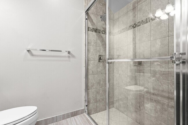 Building Photo - 14543 White Jade Terrace