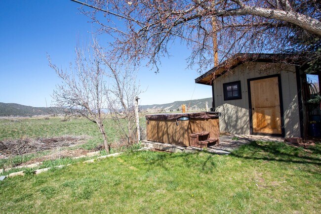 Building Photo - 99 Arapahoe