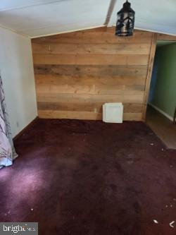 Building Photo - 10 White Pine Ln