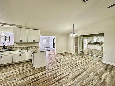 Building Photo - 6109 Tangelo Dr